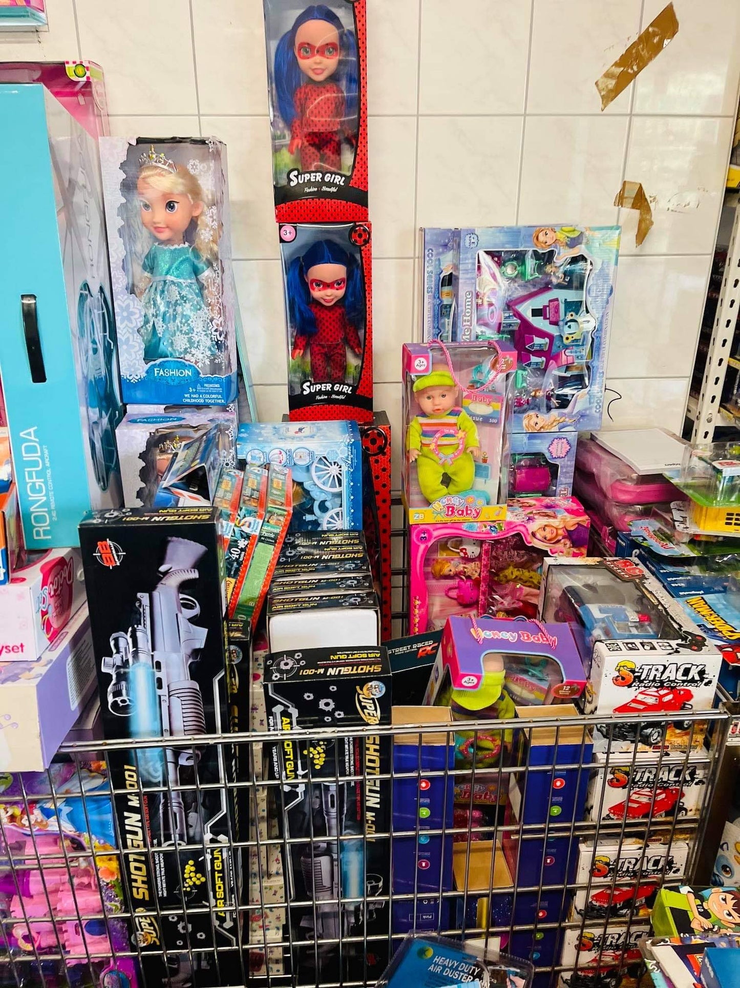Neu Spielzeug Paket Posten MÄDCHEN Paket 15 bis 25 Teile Neu Restposte